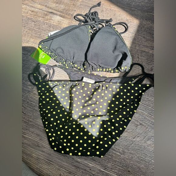 Black and yellow bikini #20 - Picture 9 of 10
